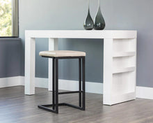 Load image into Gallery viewer, Boone Stool - Windsorchrome
