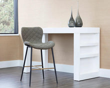 Load image into Gallery viewer, Lyla metal stool - Windsorchrome
